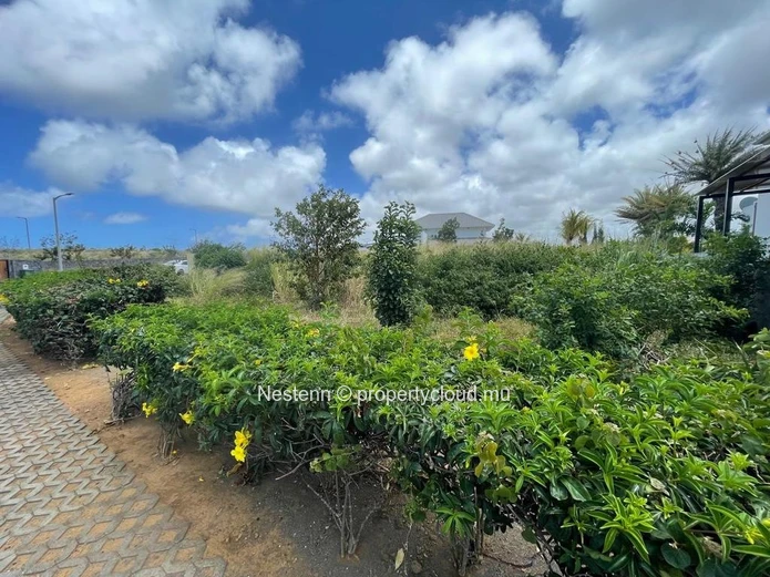 Residential Land of 838.78 M²/19.9 Perches.