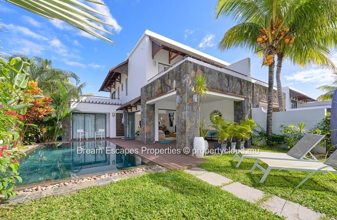 Exceptional Villa in Mont Choisy Smart City - Luxury, Serenity, and Comfort