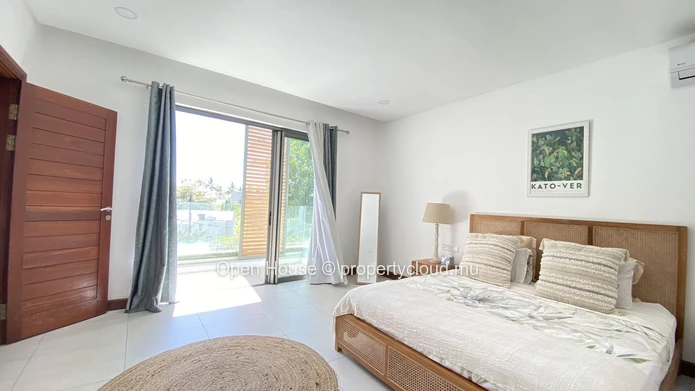 A VENDRE Appartement meublé - 3 chambres en suite - Piscine commune -  salle de gym - parking  en sous-sol privé . Id...