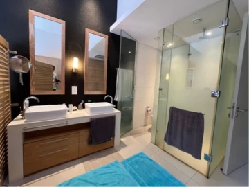 3 Bedroom Townhouse, Duplex