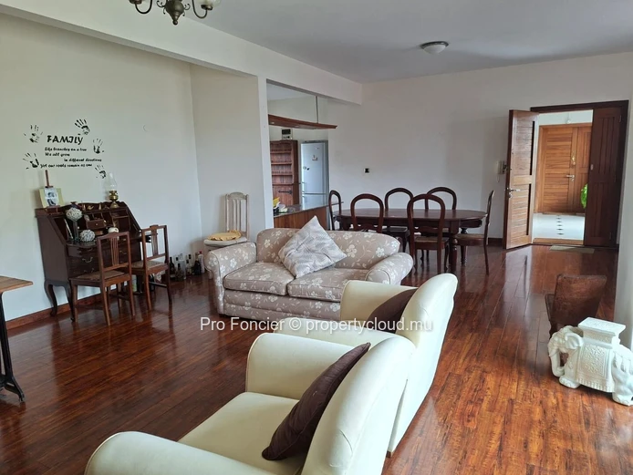 Appartement à vendre à Curepipe - De Beaux Espaces