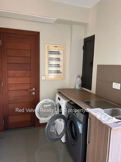 Appartement de luxe à louer à Floreal | Résidence prestigieuse de 330m²