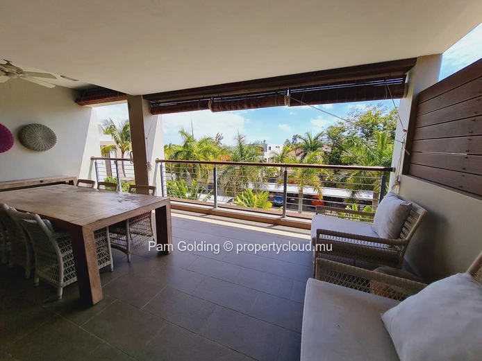 Spacious 3-Bedroom Penthouse with Private Pool – Steps from the Beach, Fully Furnished