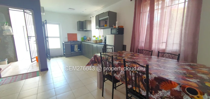 Brand New Fully Furnished 2-Bedrooms Apartment for Rent – Vacoas