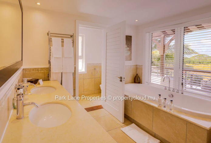 Dream Villa at Heritage villas Valriche: Luxury, Ocean & Golf Views