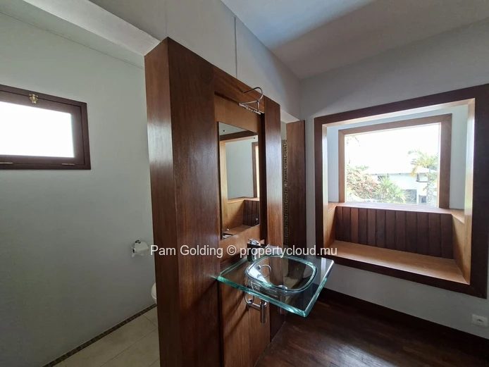 Piton - Maison à vendre – Pam Golding Mauritius