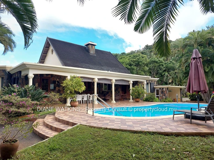 À Vendre - Villa d'exception à Anse Jonchee en Pleine Nature