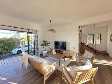 4 Bedroom Villa
