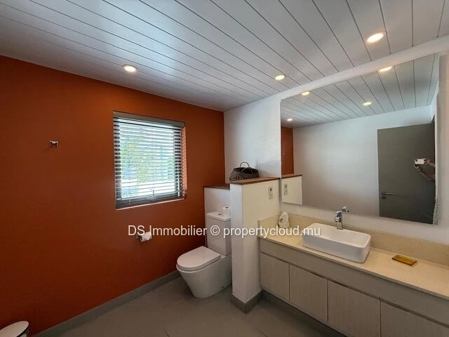 À VENDRE – Townhouse -3 CHAMBRES EN SUITE À PÉREYBÈRE – ACCESSIBLE AUX ÉTRANGERS