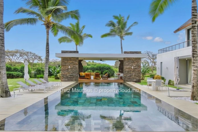 Exceptional Island Signature Villa in the Heart of the Golf Estate