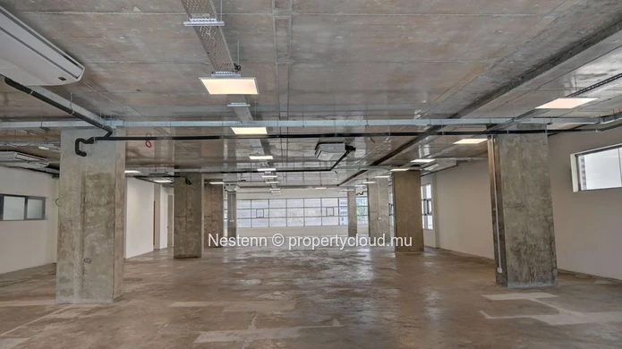 Premium office Floor