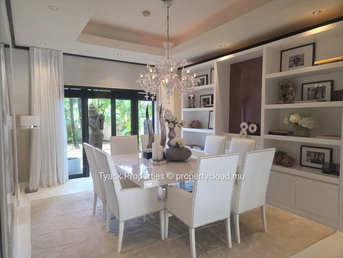 Exceptional Luxury IRS Villa with 5 En-Suite Bedrooms and Private Pool in Anahita Beau Champ