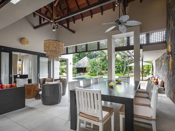 5 Bedroom Villa