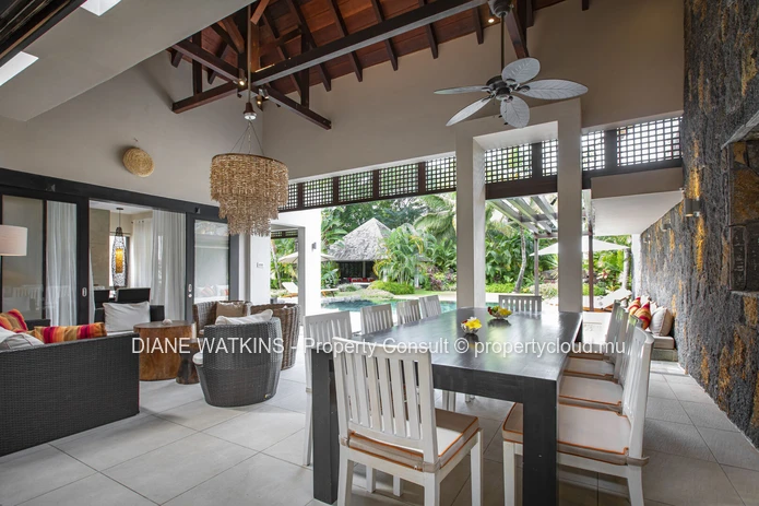 For Sale - Luxurious 5-Bedroom Villa in Anahita’s Lunea Neighbourhood