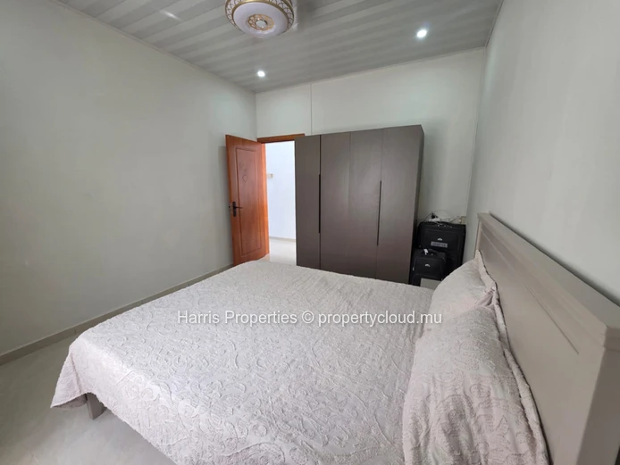 Modern and beautifully decorated 2-bedroom apartment available for rent