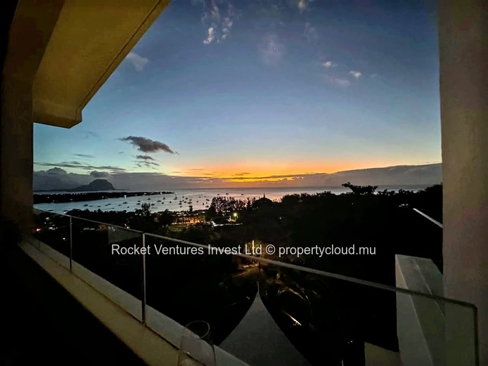 Penthouse de Luxe avec Vue Panoramique, La Plantation Marguery, Rivière Noire