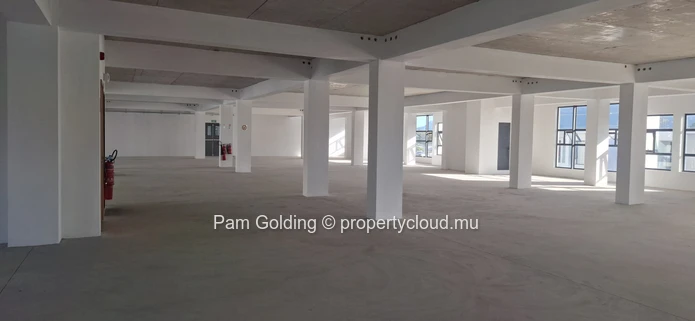 Prime Commercial Floor for Sale – Ebene Square, Ebene Cybercity