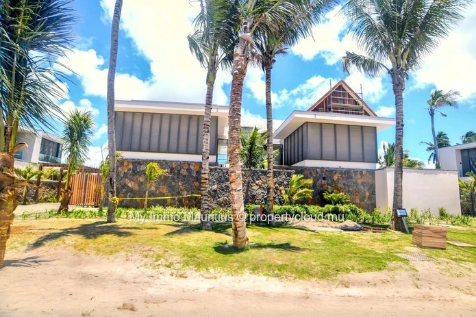 Villa d’Exception dans un Domaine Résidentiel Exclusif en Bord de Mer