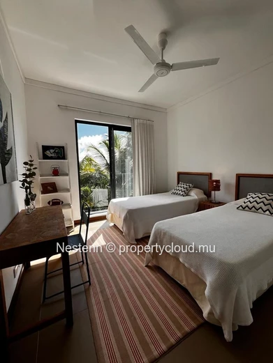  Stunning Penthouse with Breathtaking Sea Views & Family-Friendly Amenities