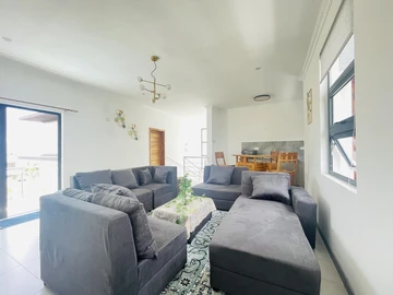 4 Bedroom Villa