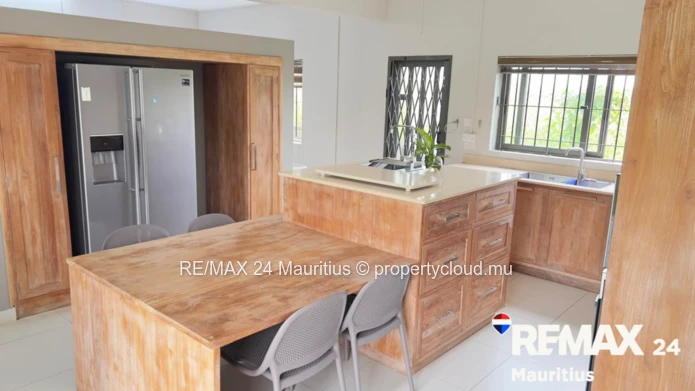Peaceful 2-Bedroom Rental in Highlands