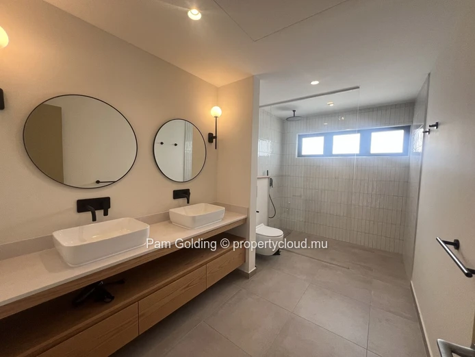 Appartement de 3 Chambres en Suite avec Vue sur la Mer à Vendre à Legend Hill, Tamarin