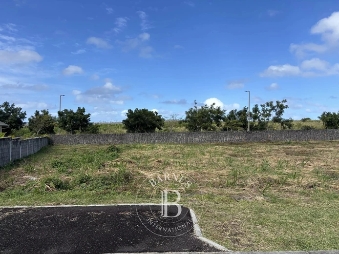 BEAU VALLON - Terrain résidentiel - 829,54 m²