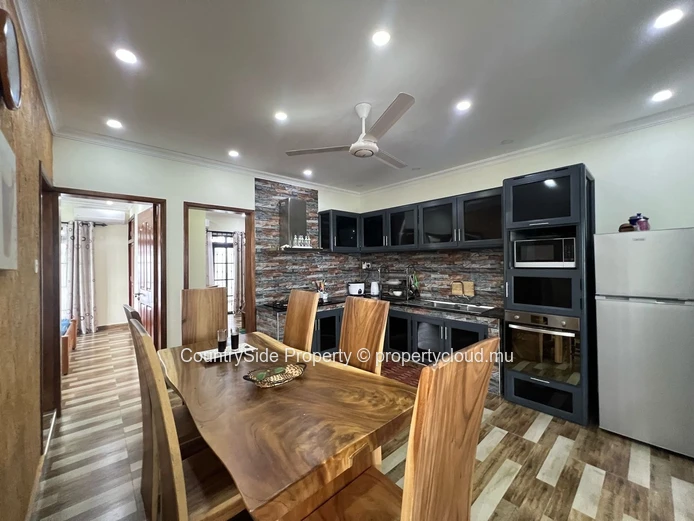 Walking distance to the beach