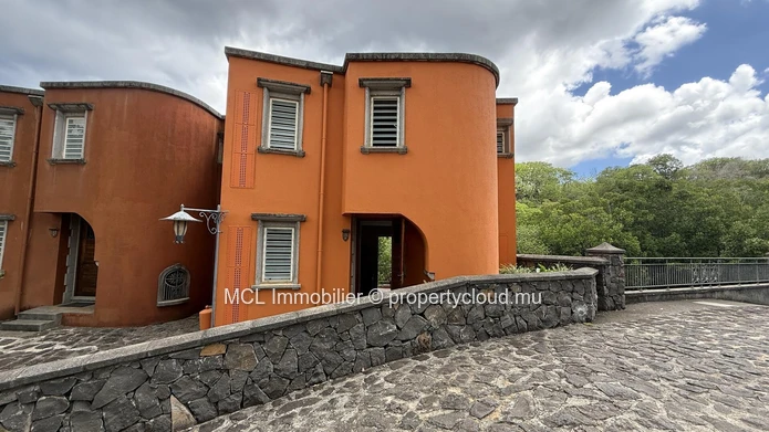 Duplex de 2 chambres à Port Chambly