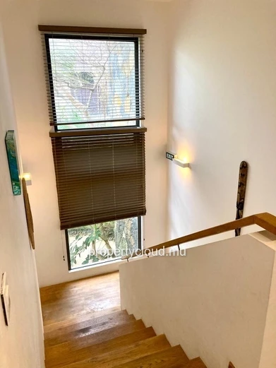 A vendre villa de 4 chambres en suite accessible aux étrangers à Grand Gaube.