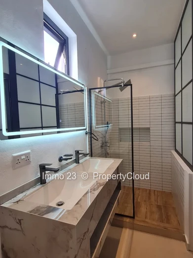 Appartement - 3 chambres - Trou aux Biches - Ref. AP93399VE