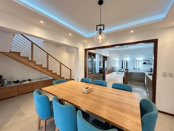 4 Bedroom Villa