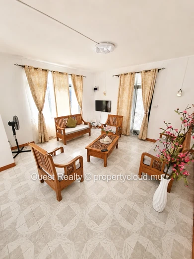 Villa rénovée de 3 chambres à louer à long terme – Rs 50 000/mois