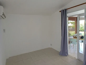 5 Bedroom Villa