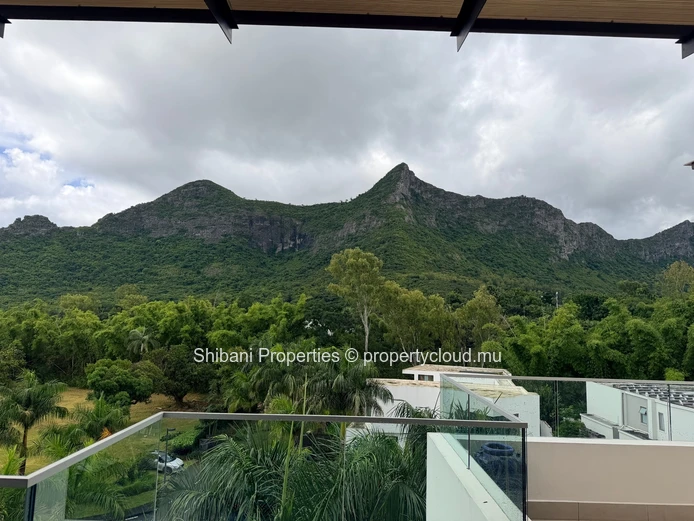 One-Bedroom Penthouse – Moka