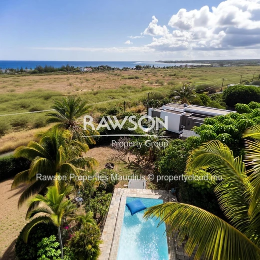 FOR SALE – Charming House with Sea Views | Tamarin