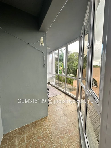Modern 3-Bedroom Apartment for Rent – Floréal