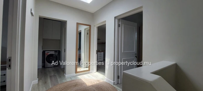A LOUER - Joli duplex de 3 chambres avec jardin privatif au cœur de Moka (Mandat exclusif)