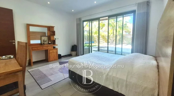 GRAND BAIE – Villa moderne et spacieuse avec piscine – 3 chambres
