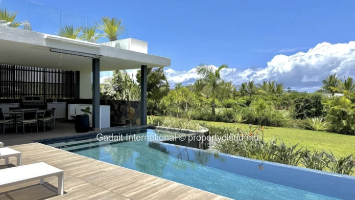 Mauritius Luxury Villa at Anahita – Beachfront Perfection with Golf and Privacy