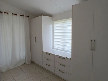 5 Bedroom Villa