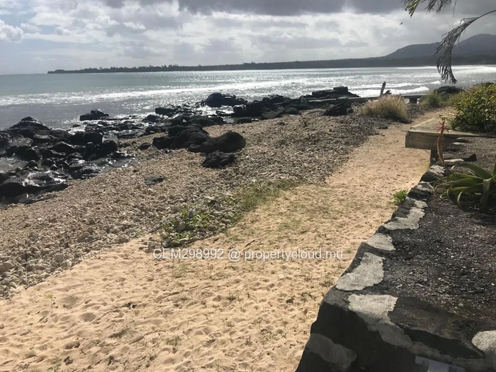 Superbe Villa en Bord de Mer à Vendre – Tamarin