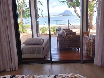 For Rent – Stunning Beachfront Villa with Panoramic View of Le Morne – Black River, Mauritius