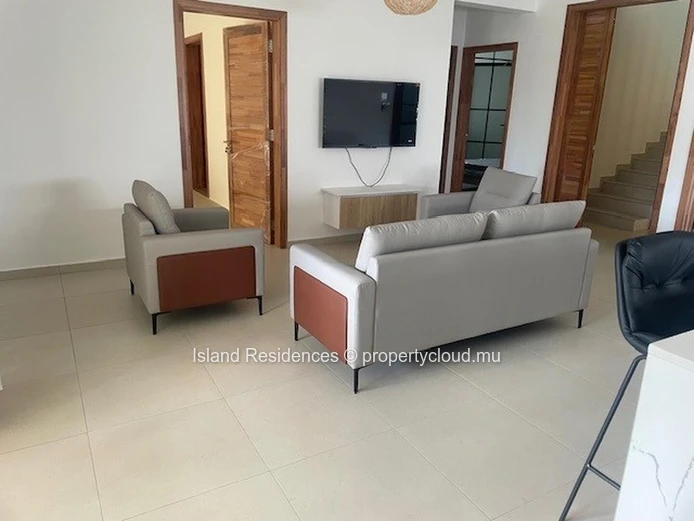 High end new furnished apartment with 3 ensuite bedrooms