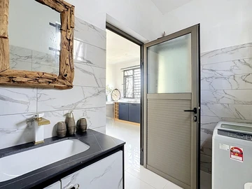2 Bedroom House