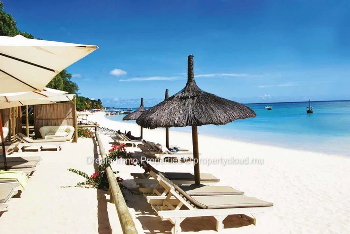 Prestigieuse Villa Standing Construite Au Clos Du Littoral 2 A Grand Baie – Ile Maurice