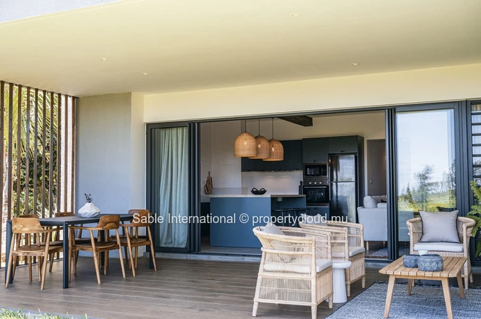 Appartement R+2 à vendre à Goodlands, Rivière du Rempart, 142m², 3 chambres, vue mer, piscine commune, parking gardé.