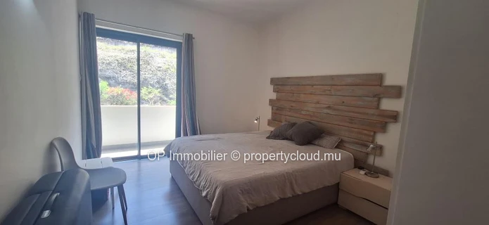 Luxurious Apartment with Stunning Views in Tamarin