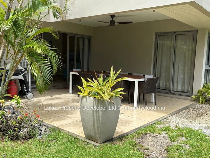 Furnished 4-bedroom apartment with swimming pool in Pointe aux Biches.