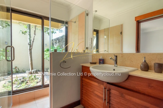 4-Bedroom Luxury Villa with Private Pool for Rent in Grand Baie